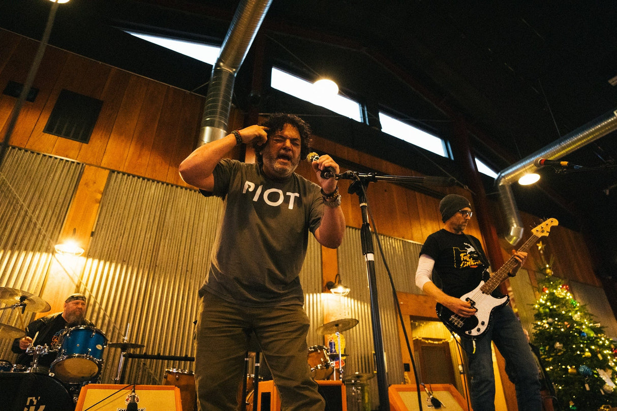 Thursday Renegades Adult Music Program (Ages 19+): Fall 2025 Music Classes RiverCity Music Store - RiverCity Rockstar Academy Music Store, Salem Keizer Oregon