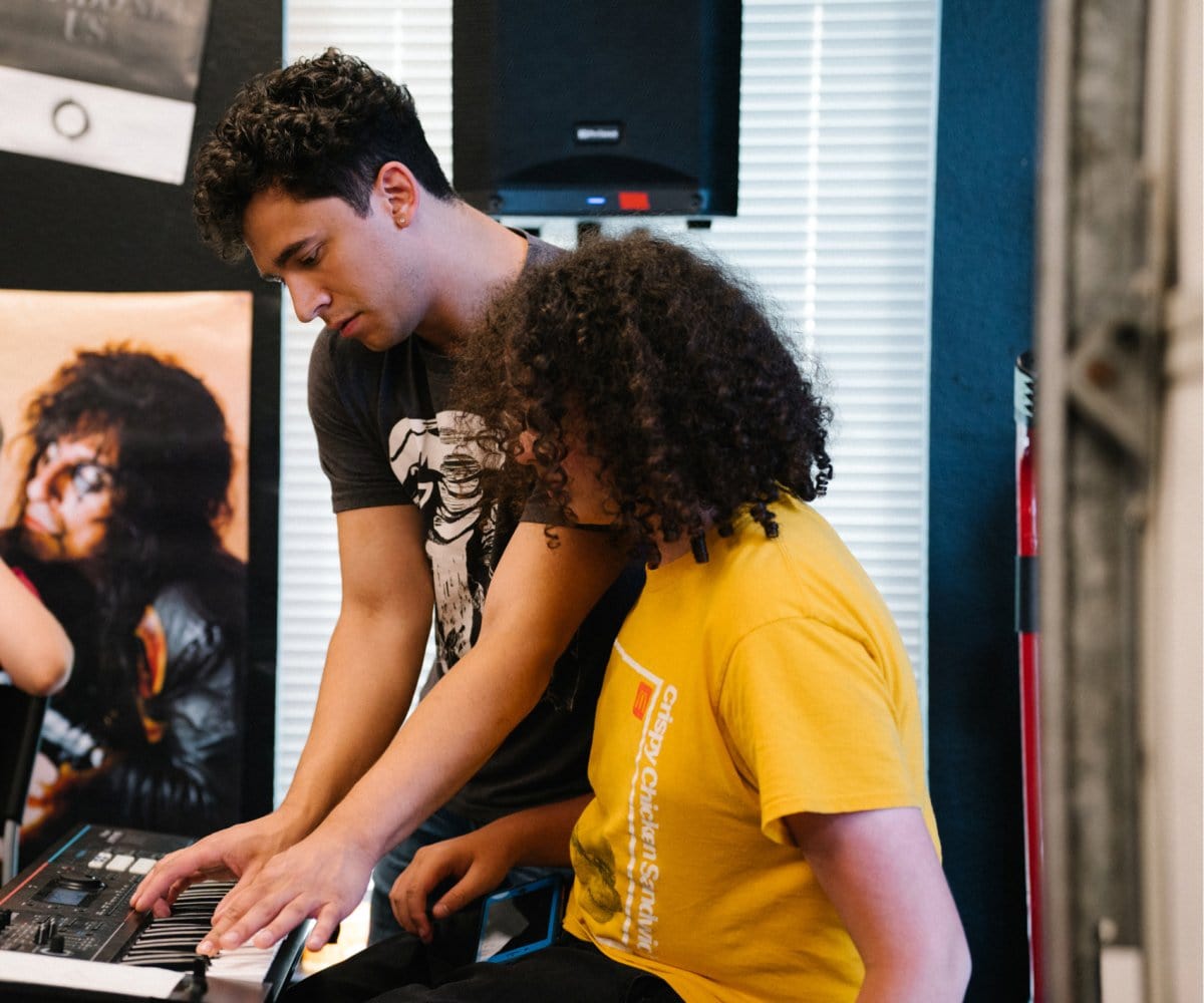 FREE TRIAL MUSIC LESSON: Pick Your Instrument Music Lessons RiverCity Music Store - RiverCity Rockstar Academy Music Store, Salem Keizer Oregon