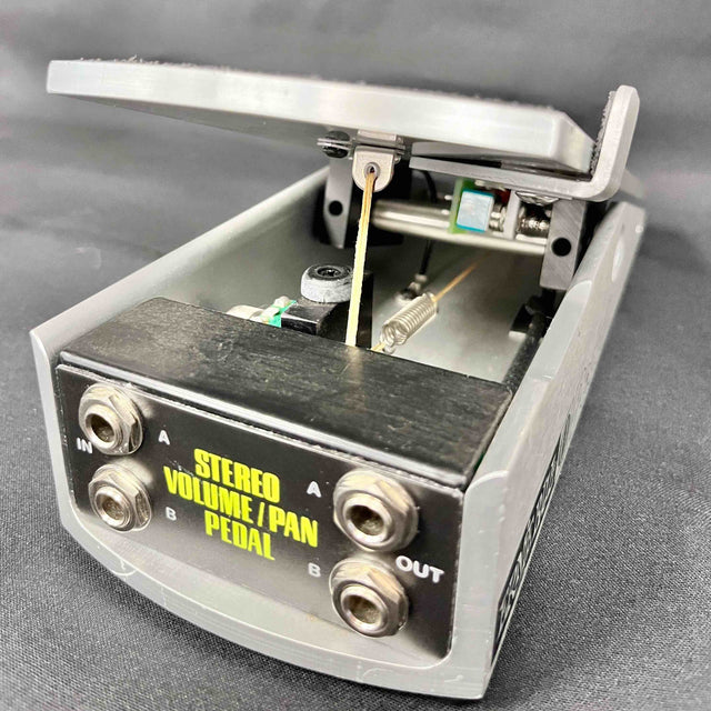 Used Ernie Ball 6165 500k Stereo Volume/Pan Pedal Pedals Ernie Ball - RiverCity Rockstar Academy Music Store, Salem Keizer Oregon