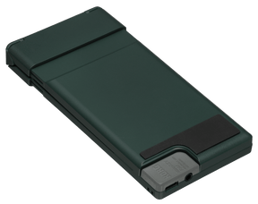 25 velocity-sensitive keys for expressive playing experience